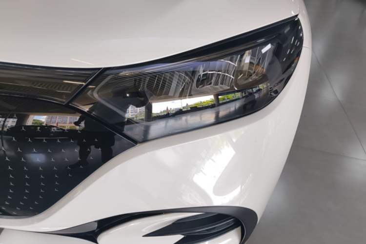 Used Mercedes-Benz EQE SUV 2023 350 4MATIC Luxury Edition Left Front Headlight