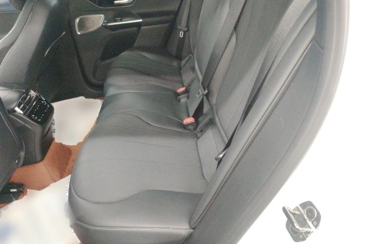 Used Mercedes-Benz EQE SUV 2023 500 4MATIC Left Rear Seat