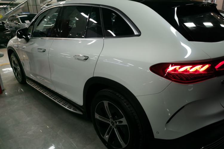 Used Mercedes-Benz EQE SUV 2023 350 4MATIC Pioneer Edition Left Side