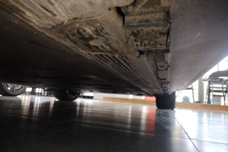 Used Mercedes-Benz EQE SUV 2023 500 4MATIC Left Side Sill