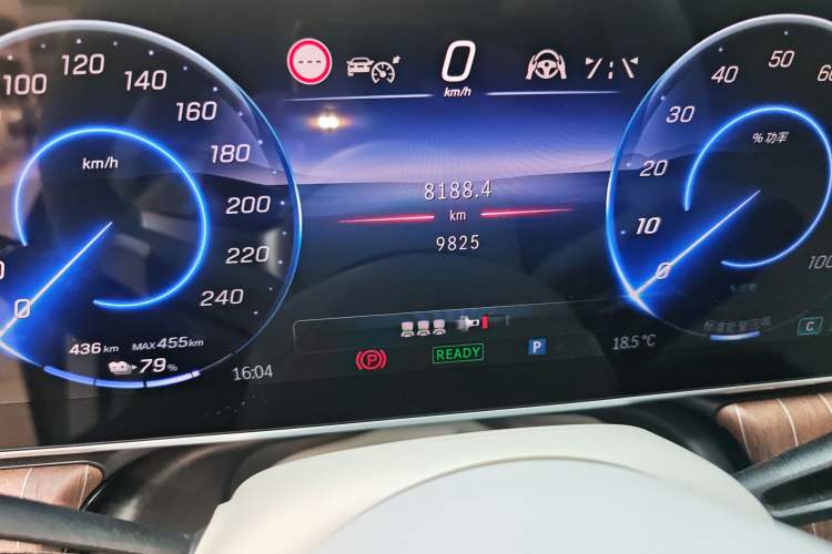 Used Mercedes-Benz EQE SUV 2023 350 4MATIC Luxury Edition Odometer Close Up