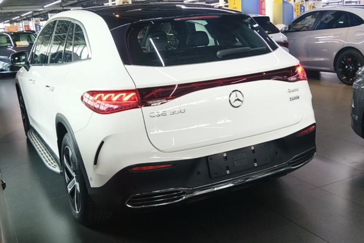 Used Mercedes-Benz EQE SUV 2023 350 4MATIC Pioneer Edition Rear Left 45 Deg