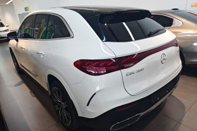 Used Mercedes-Benz EQE SUV 2023 350 4MATIC Pioneer Edition Rear Left 45 Deg