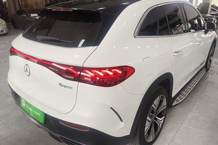 Used Mercedes-Benz EQE SUV 2023 350 4MATIC Luxury Edition Rear Right 45 Deg
