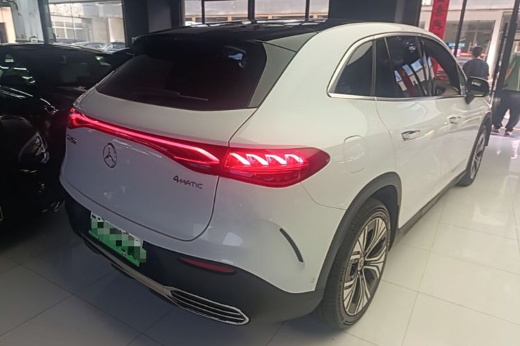 Used Mercedes-Benz EQE SUV 2023 350 4MATIC Luxury Edition Rear Right 45 Deg