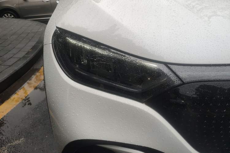 Used Mercedes-Benz EQE SUV 2023 350 4MATIC Luxury Edition Right Front Headlight