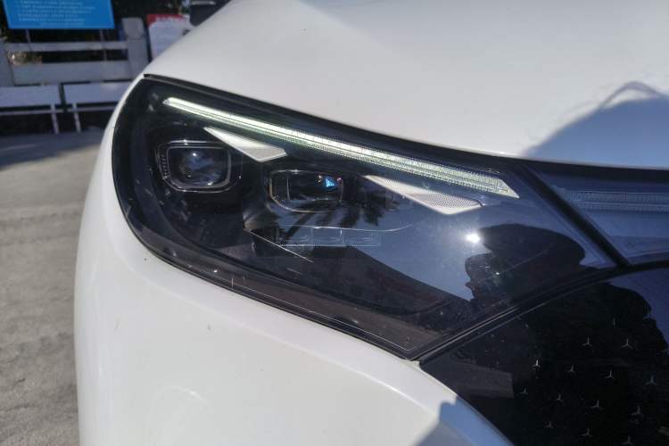 Used Mercedes-Benz EQE SUV 2023 500 4MATIC Special Edition Right Front Headlight