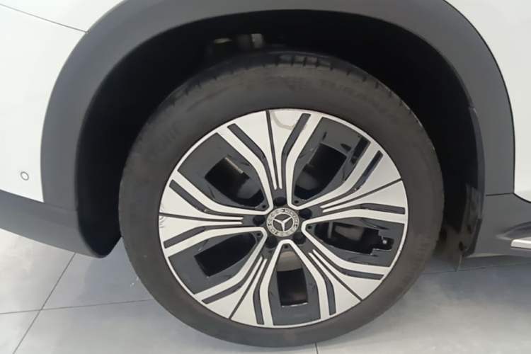 Used Mercedes-Benz EQE SUV 2023 350 4MATIC Luxury Edition Right Rear Wheel Hub