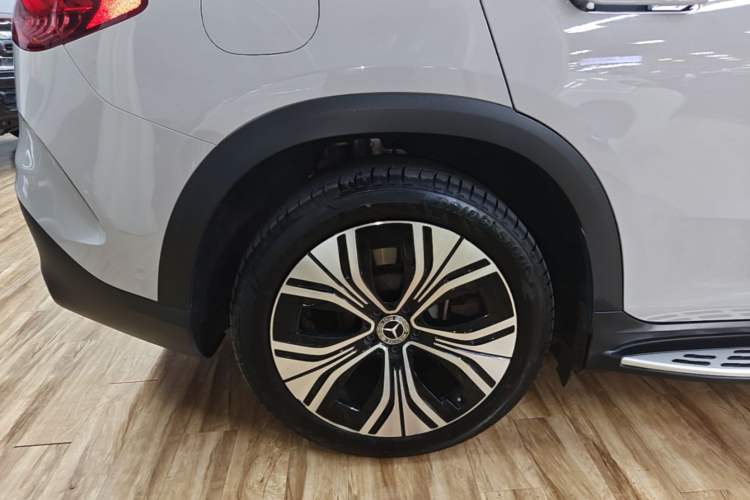Used Mercedes-Benz EQE SUV 2023 350 4MATIC Luxury Edition Right Rear Wheel Hub