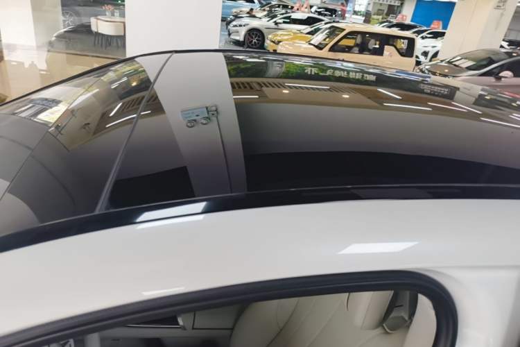 Used Mercedes-Benz EQE SUV 2023 350 4MATIC Luxury Edition Roof