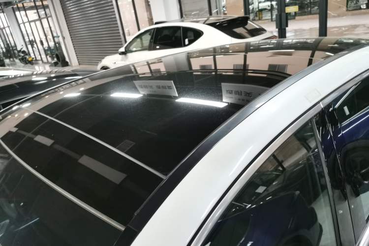 Used Mercedes-Benz EQE SUV 2023 350 4MATIC Pioneer Edition Roof