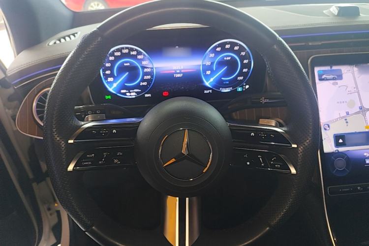 Used Mercedes-Benz EQE SUV 2023 350 4MATIC Pioneer Edition Steering Wheel