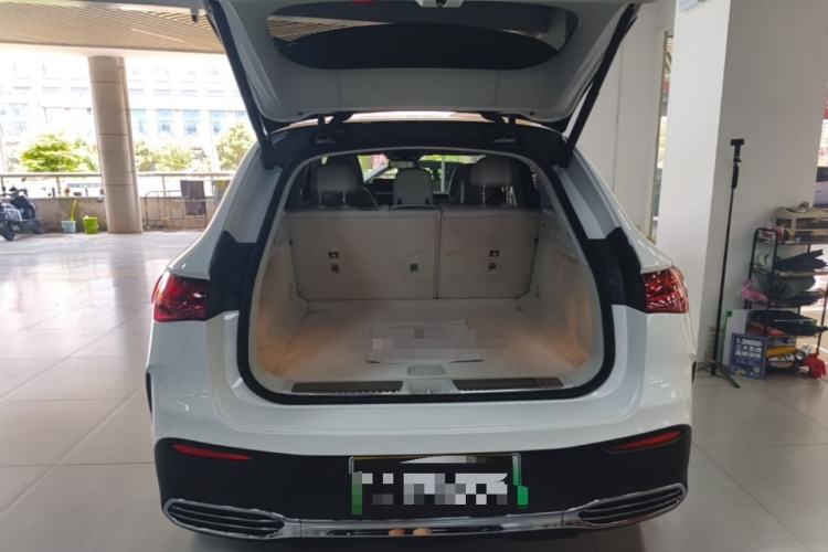 Used Mercedes-Benz EQE SUV 2023 350 4MATIC Luxury Edition Trunk