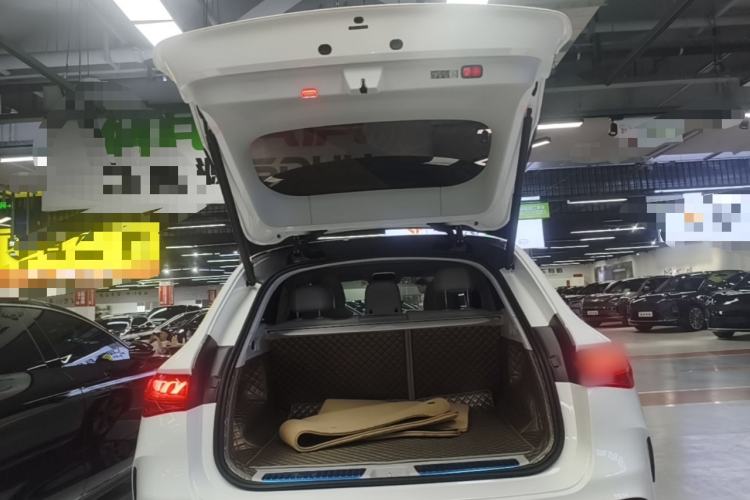 Used Mercedes-Benz EQE SUV 2023 350 4MATIC Luxury Edition Trunk