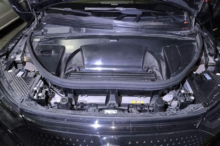 Used Mercedes-Benz EQE SUV 2024 500 4MATIC Luxury Edition Engine Bay