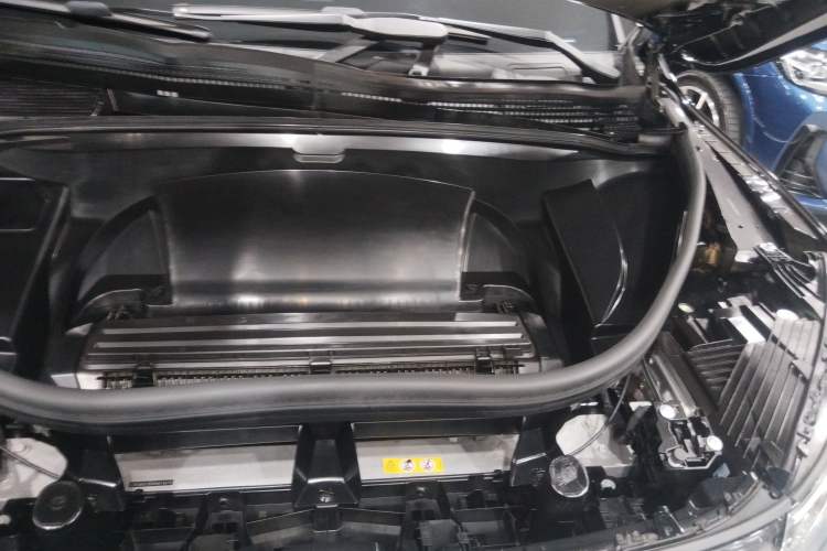Used Mercedes-Benz EQE SUV 2024 500 4MATIC Luxury Edition Engine Bay