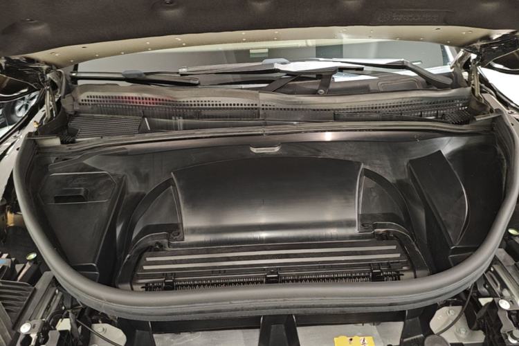 Used Mercedes-Benz EQE SUV 2024 500 4MATIC Luxury Edition Engine Bay