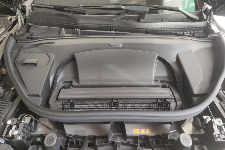 Used Mercedes-Benz EQE SUV 2024 500 4MATIC Luxury Edition Engine Bay