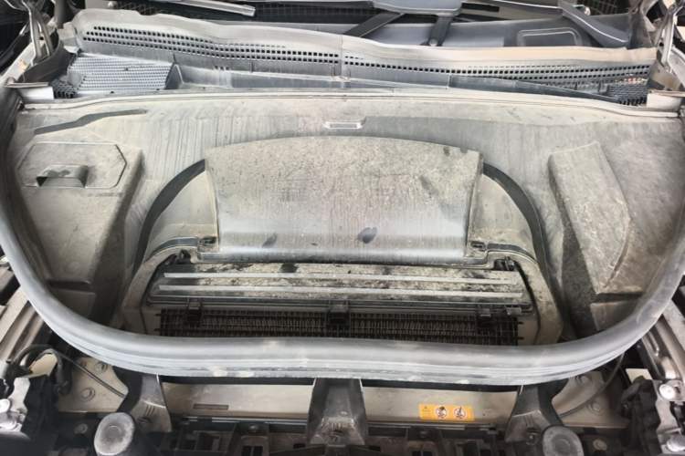 Used Mercedes-Benz EQE SUV 2024 500 4MATIC Luxury Edition Engine Bay