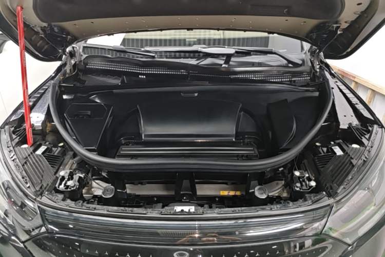 Used Mercedes-Benz EQE SUV 2024 350 4MATIC Luxury Edition Engine Bay