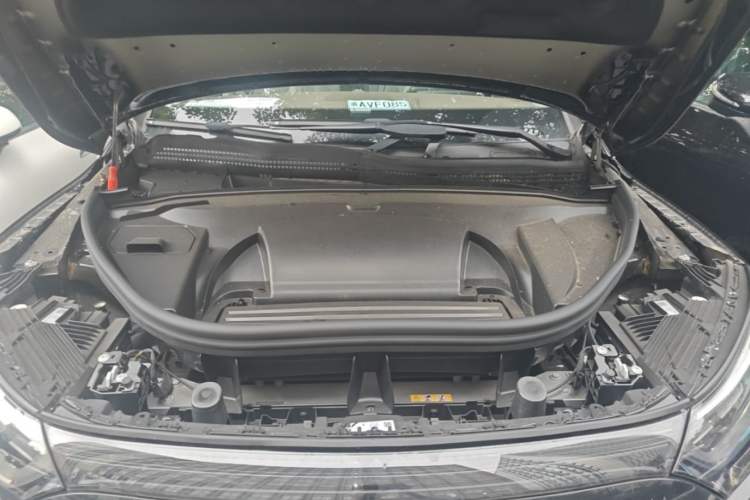 Used Mercedes-Benz EQE SUV 2024 500 4MATIC Luxury Edition Engine Bay