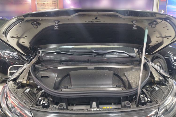 Used Mercedes-Benz EQE SUV 2024 500 4MATIC Luxury Edition Engine Bay