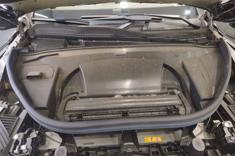 Used Mercedes-Benz EQE SUV 2024 500 4MATIC Pioneer Edition Engine Bay
