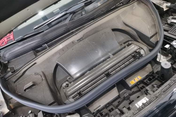 Used Mercedes-Benz EQE SUV 2024 500 4MATIC Pioneer Edition Engine Bay