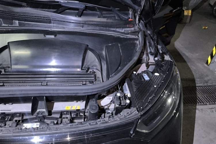 Used Mercedes-Benz EQE SUV 2024 500 4MATIC Luxury Edition Engine Bay Left