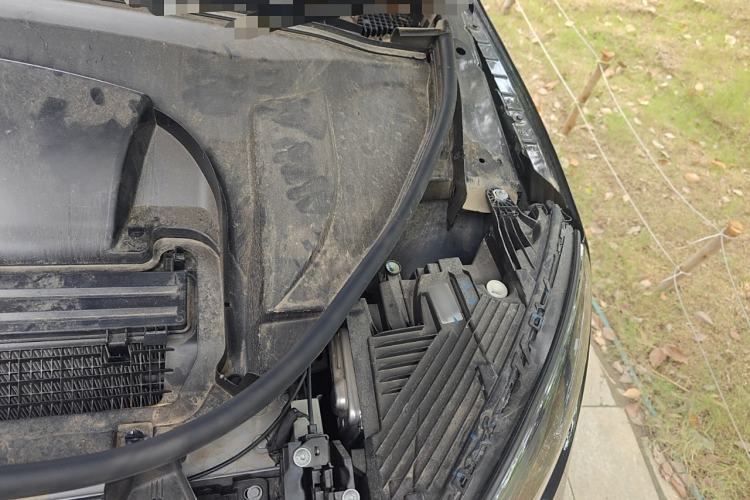Used Mercedes-Benz EQE SUV 2024 500 4MATIC Pioneer Edition Engine Bay Left