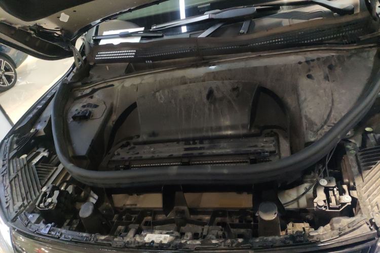 Used Mercedes-Benz EQE SUV 2024 500 4MATIC Luxury Edition Engine Bay