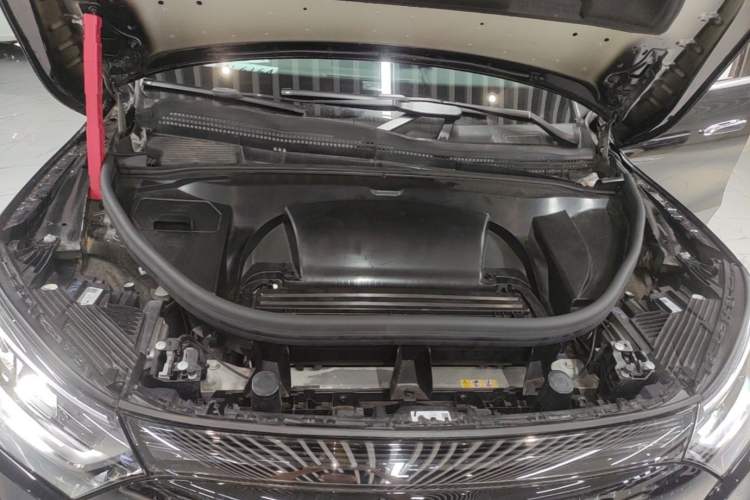 Used Mercedes-Benz EQE SUV 2024 500 4MATIC Luxury Edition Engine Bay