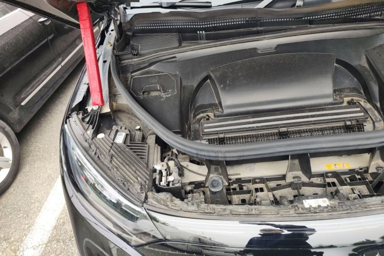 Used Mercedes-Benz EQE SUV 2024 500 4MATIC Luxury Edition Engine Bay Right