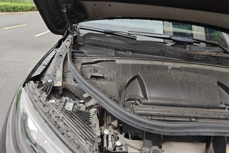 Used Mercedes-Benz EQE SUV 2024 500 4MATIC Pioneer Edition Engine Bay Right