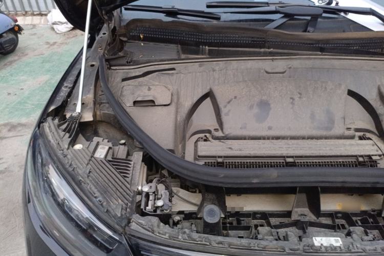 Used Mercedes-Benz EQE SUV 2024 500 4MATIC Luxury Edition Engine Bay Right
