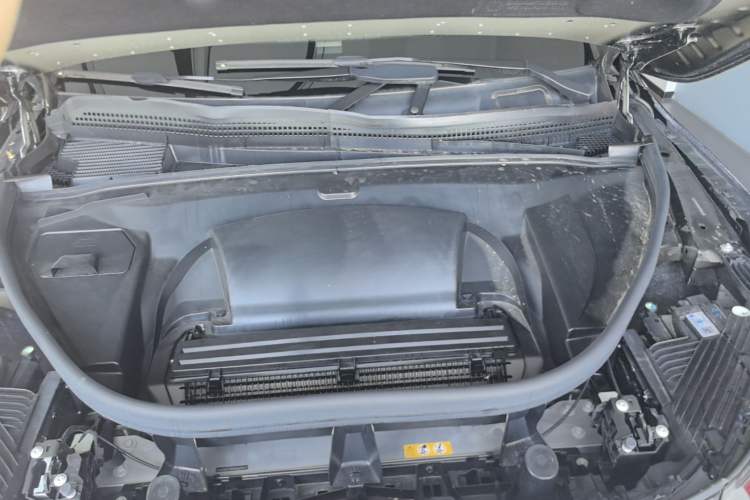 Used Mercedes-Benz EQE SUV 2024 500 4MATIC Pioneer Edition Engine Bay