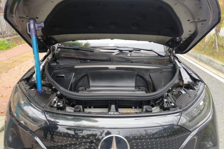Used Mercedes-Benz EQE SUV 2024 500 4MATIC Pioneer Edition Engine Bay