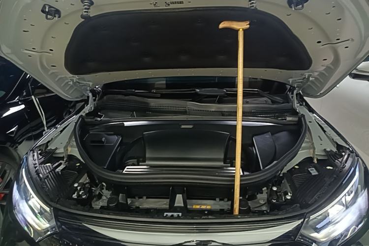 Used Mercedes-Benz EQE SUV 2024 350 4MATIC Luxury Edition Engine Bay