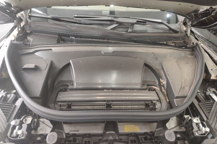 Used Mercedes-Benz EQE SUV 2024 500 4MATIC Luxury Edition Engine Bay