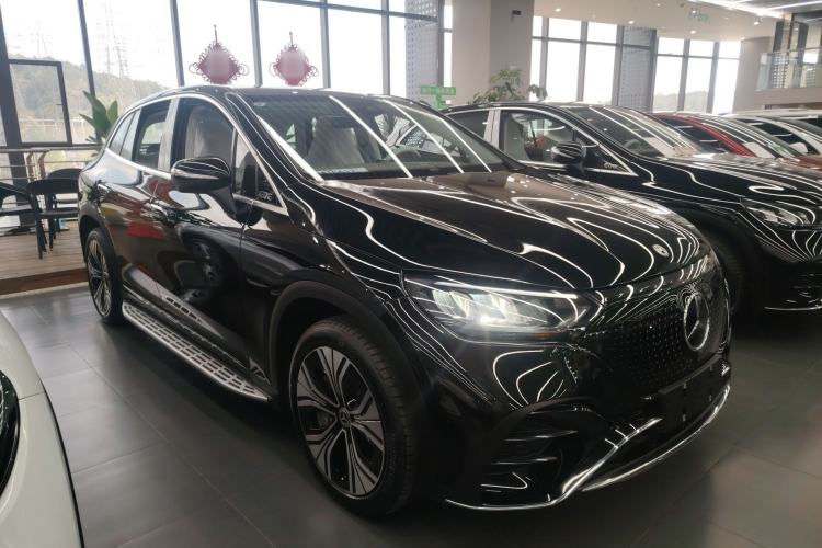 Used Mercedes-Benz EQE SUV 2024 500 4MATIC Luxury Edition Exterior 1