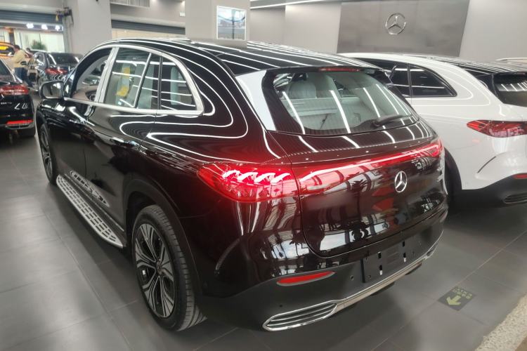 Used Mercedes-Benz EQE SUV 2024 500 4MATIC Luxury Edition Exterior 2