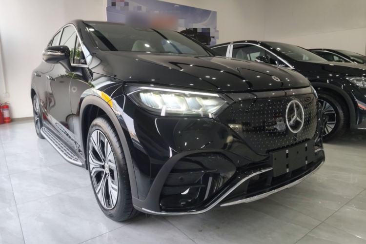 Used Mercedes-Benz EQE SUV 2024 500 4MATIC Luxury Edition Exterior 2