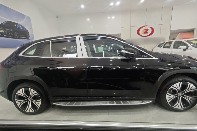 Used Mercedes-Benz EQE SUV 2024 500 4MATIC Pioneer Edition Exterior 2