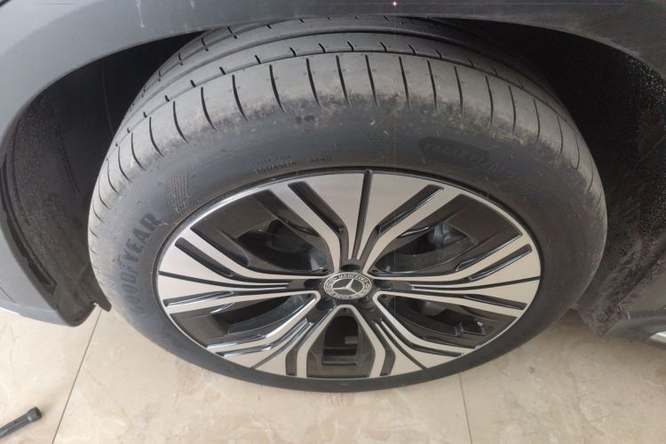 Used Mercedes-Benz EQE SUV 2024 500 4MATIC Luxury Edition Exterior 4