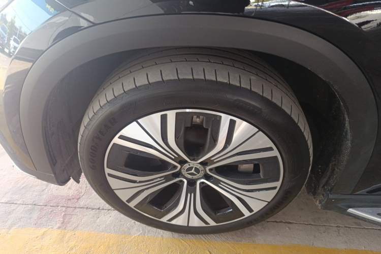 Used Mercedes-Benz EQE SUV 2024 500 4MATIC Luxury Edition Exterior 4