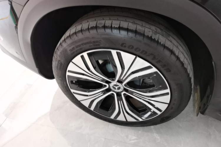 Used Mercedes-Benz EQE SUV 2024 500 4MATIC Pioneer Edition Exterior 5