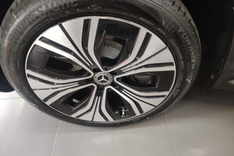 Used Mercedes-Benz EQE SUV 2024 500 4MATIC Luxury Edition Exterior 5