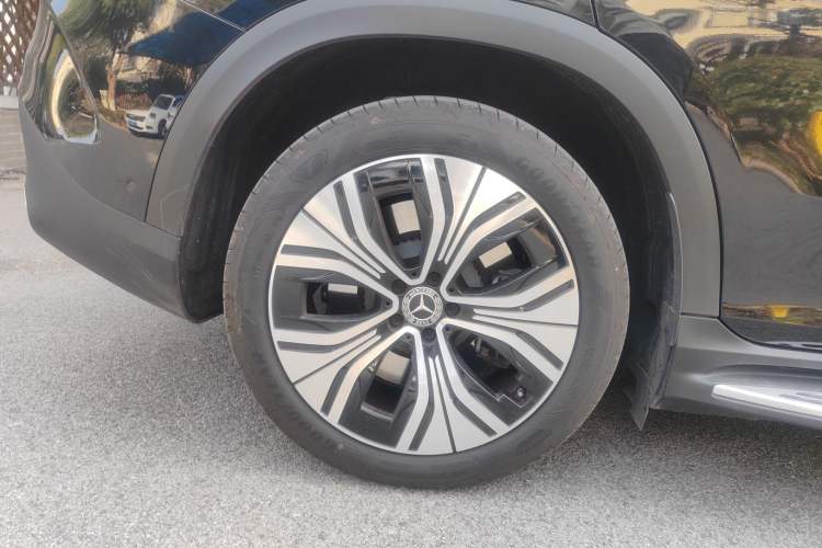 Used Mercedes-Benz EQE SUV 2024 350 4MATIC Luxury Edition Exterior 5