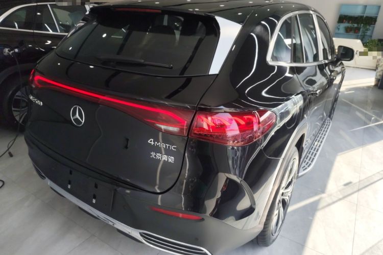 Used Mercedes-Benz EQE SUV 2024 500 4MATIC Luxury Edition Exterior 5