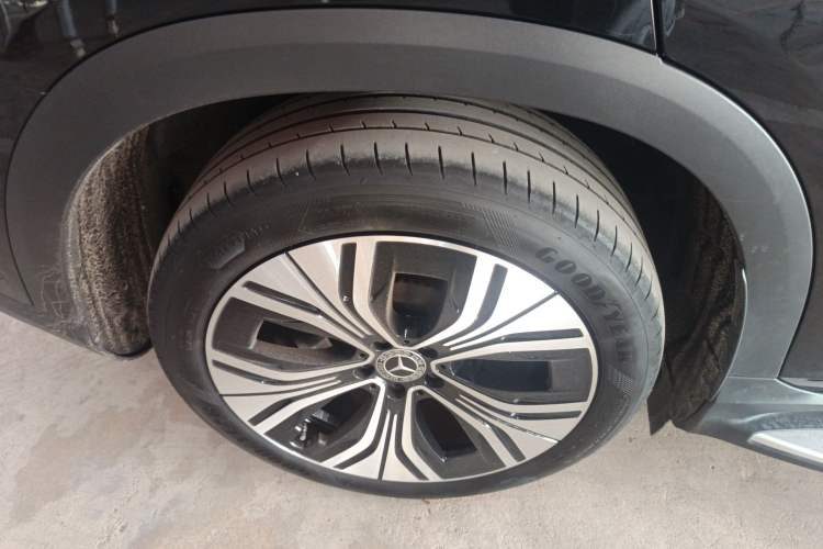 Used Mercedes-Benz EQE SUV 2024 500 4MATIC Luxury Edition Exterior 5